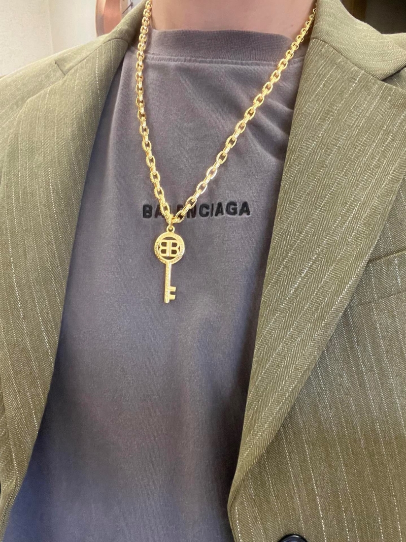 Ba1en*iaga necklaces